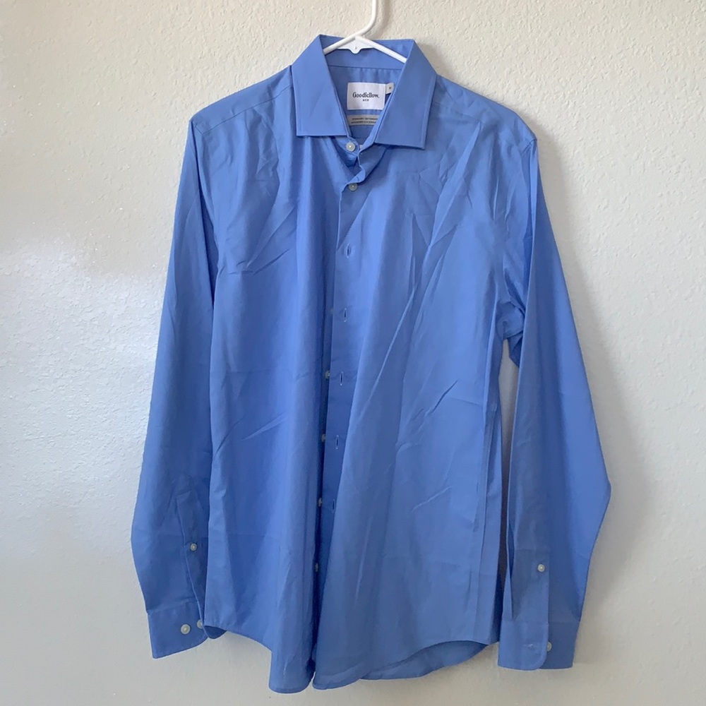 Goodfellow. Medium. Sky blue button up.